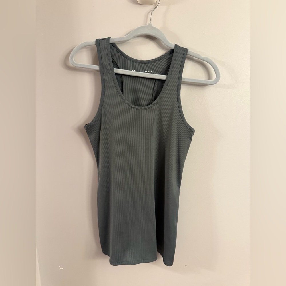 Under Armour Women's Gray ribbed  Tank Top